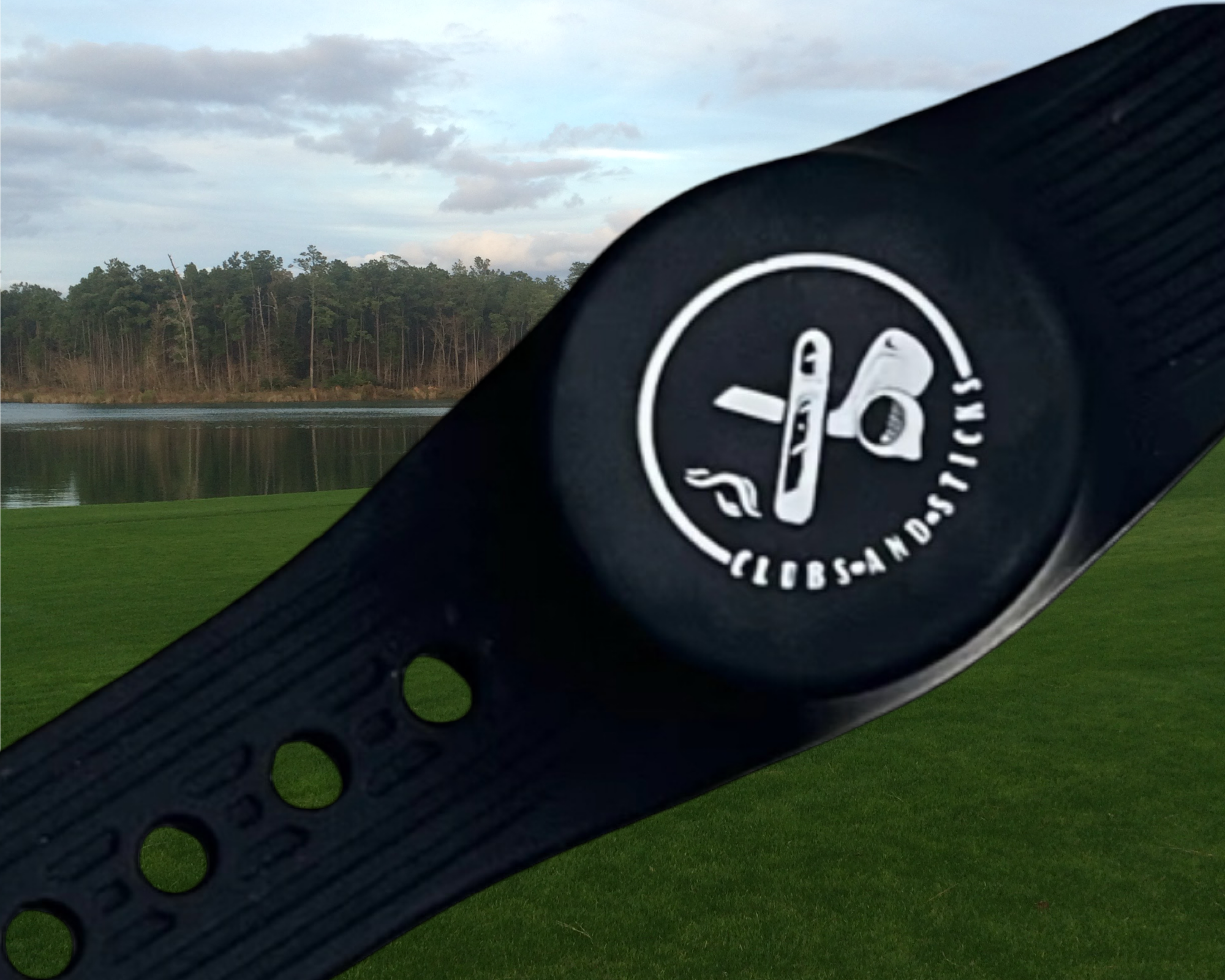 Clubs And Sticks Magnetic Golf Cigar Holder