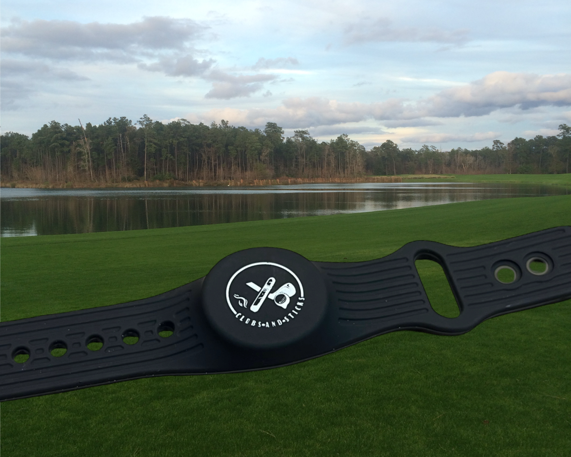 Clubs And Sticks Magnetic Golf Cigar Holder